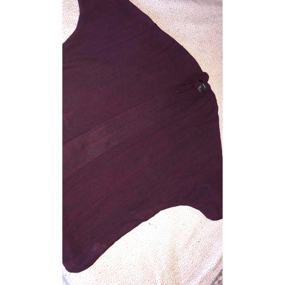 💕😍MAKE AN OFFER! BURGUNDY LONGLINE CARDIGAN😍💕 - Picture 2 of 2